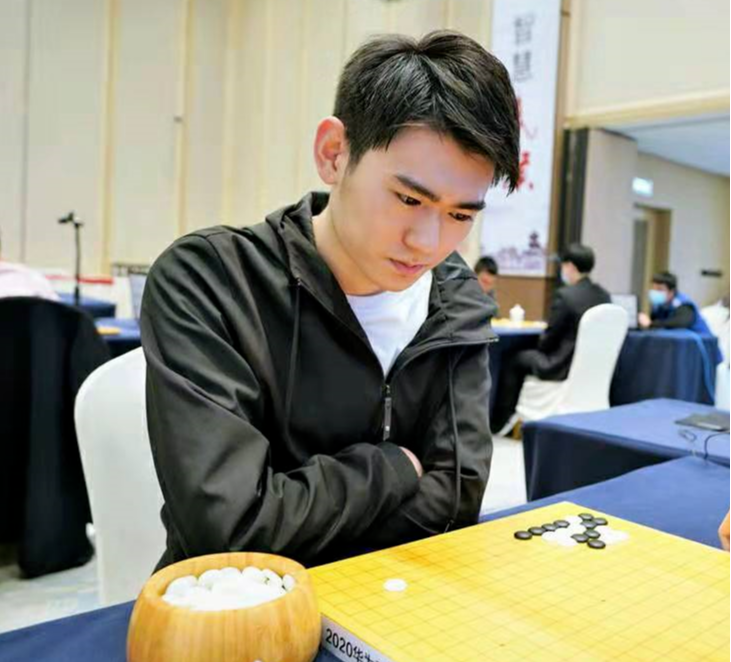 赛季结束后,原天津四建队队员(黄静远,孟泰龄等)代表天津加加食品出战