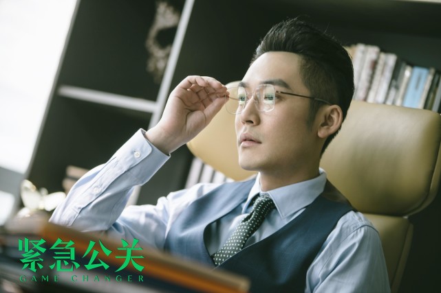 紧急公关首播爆火黄晓明逐鹿公关引发社会话题讨论热潮