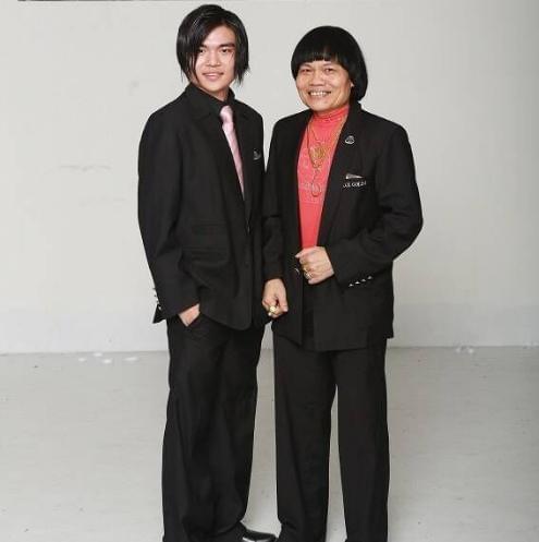 丑星八两金26岁儿子曝光,混血长相高级上镜超绝|叶竞生|颜值|上镜