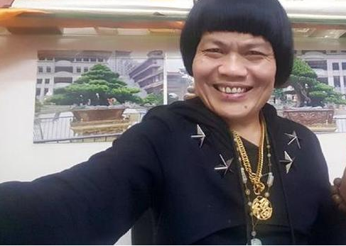 有一种"整容"叫八两金儿子,26岁近照曝光,混血长相高级上镜超绝