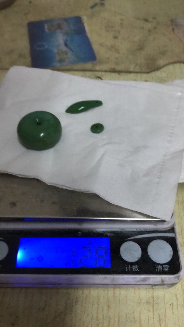 来看看郧西菜籽黄绿松石加工全过程，定制款