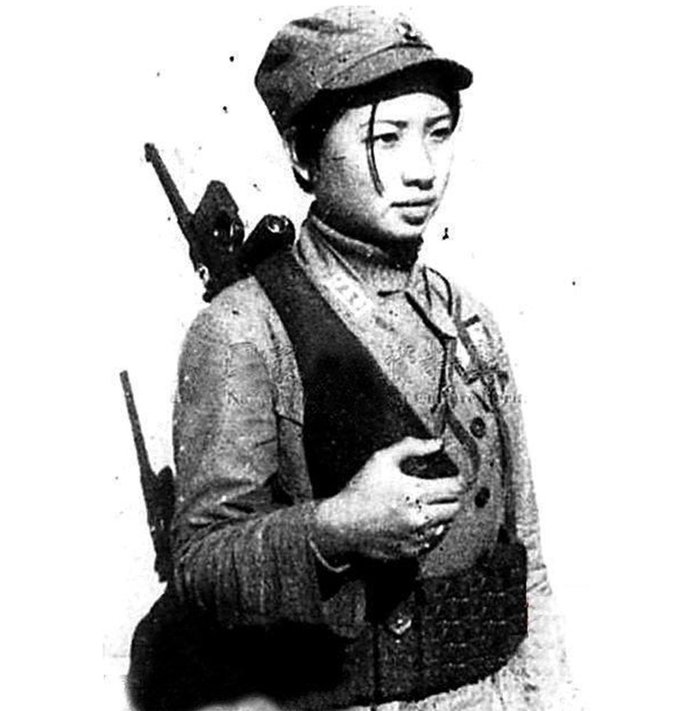 银金花,河南人,因打仗随爷爷逃到漯河,家庭被毁后