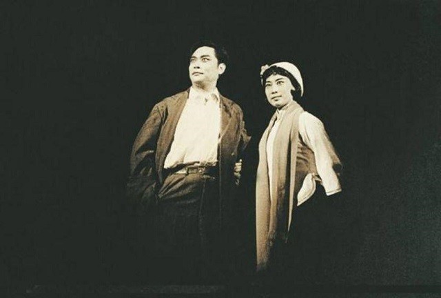 从假夫妻到真情侣这对革命烈士在刑场结婚后英勇就义