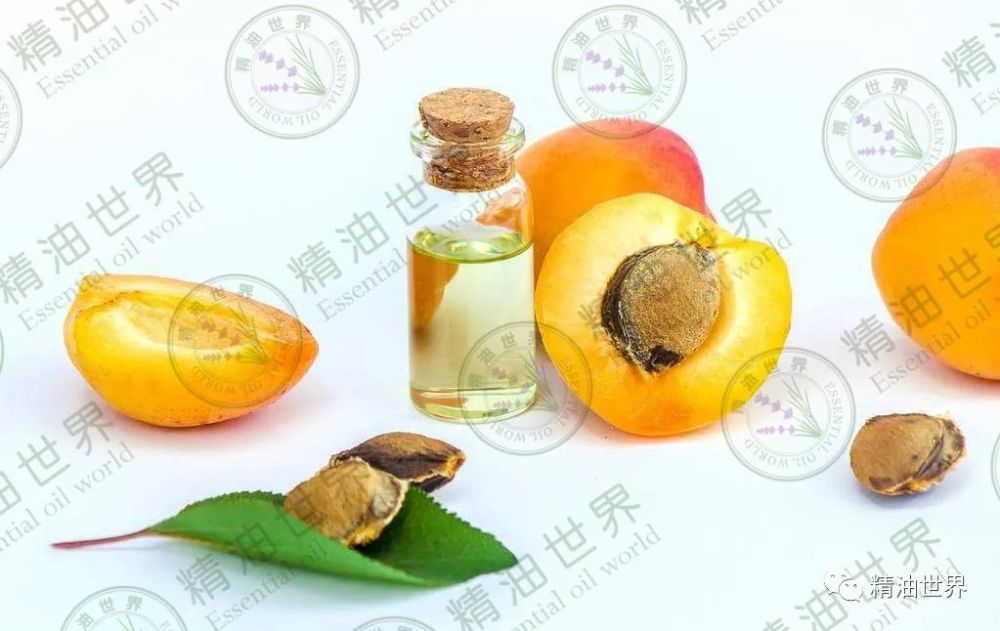 鸡皮肤可以用甜杏仁油(鸡皮肤可以用甜杏仁油涂吗)