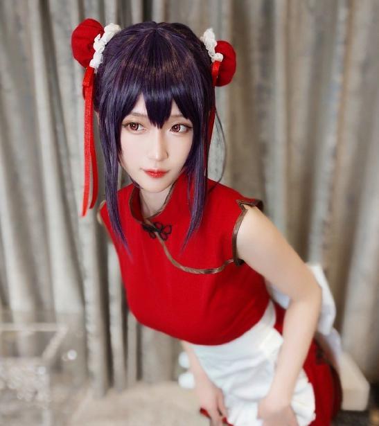 腐团儿开年最新大作,cos美少女战士,这动作太上头了