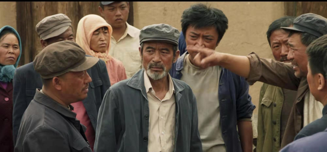 《山海情》8大细节:马得宝写信错字连篇,喊水叔的衣服成亮点