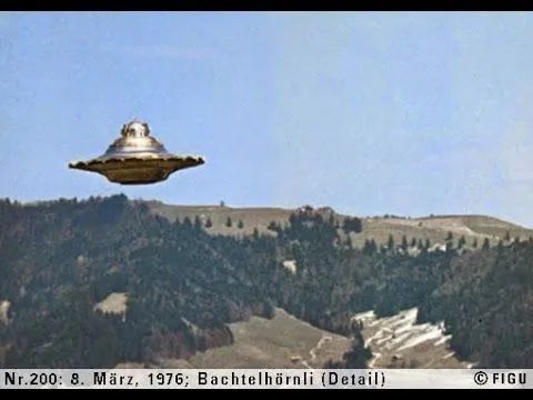1975年-1982年,瑞士独臂农夫爱德华·比利·迈耶的飞碟照片清晰无比.