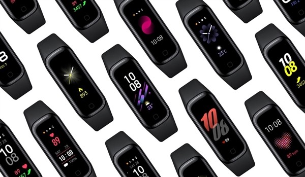 三星发布galaxyfit2智能手环249元21天续航