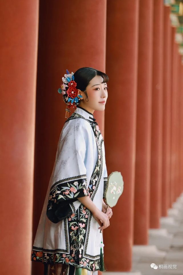 汉服写真|清汉女