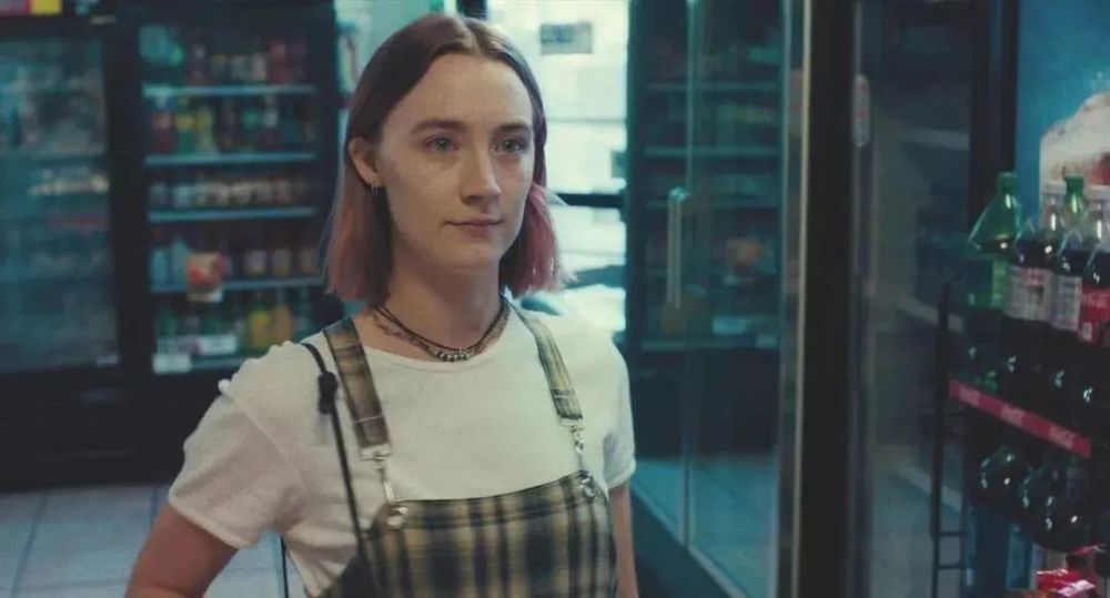 在拍摄本片之前,导演格雷塔是一位小有名气的文艺片演员,而创作这部