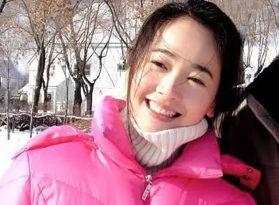 同年,与徐峥,王宝强,合作出演青春喜剧片《人在囧途》,饰演李成功的
