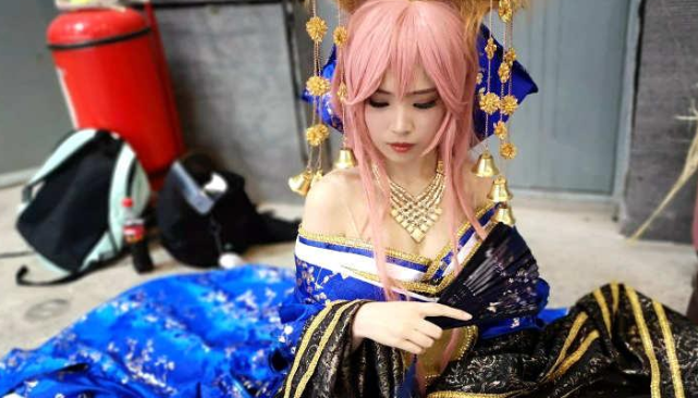 台北漫展再现"空档女",判刑3个月罚9万元,狡辩:我是在做自己