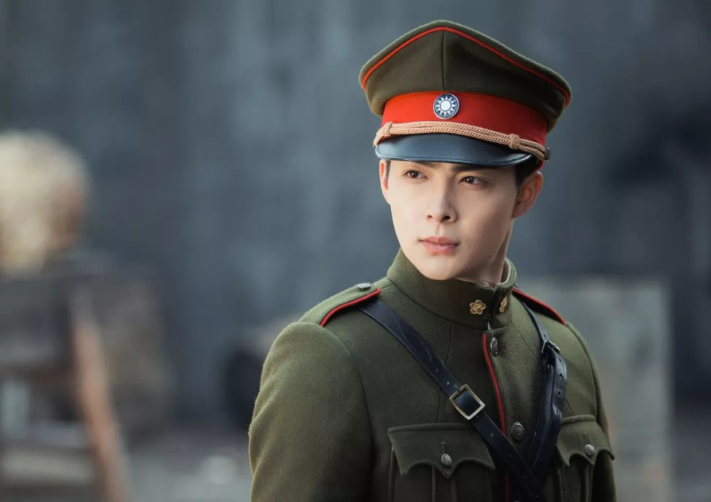 盗墓笔记中老九门为什么要退出守护青铜门的秘密张起灵呢