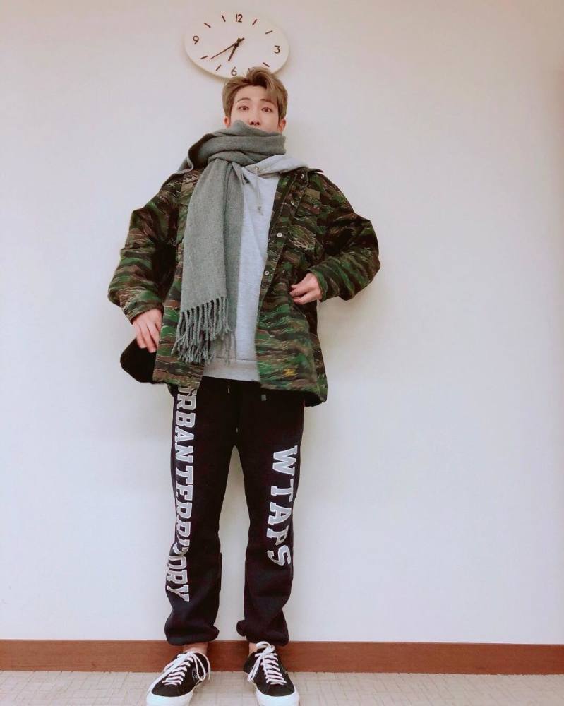 防弹壁纸之金南俊的秋冬时尚