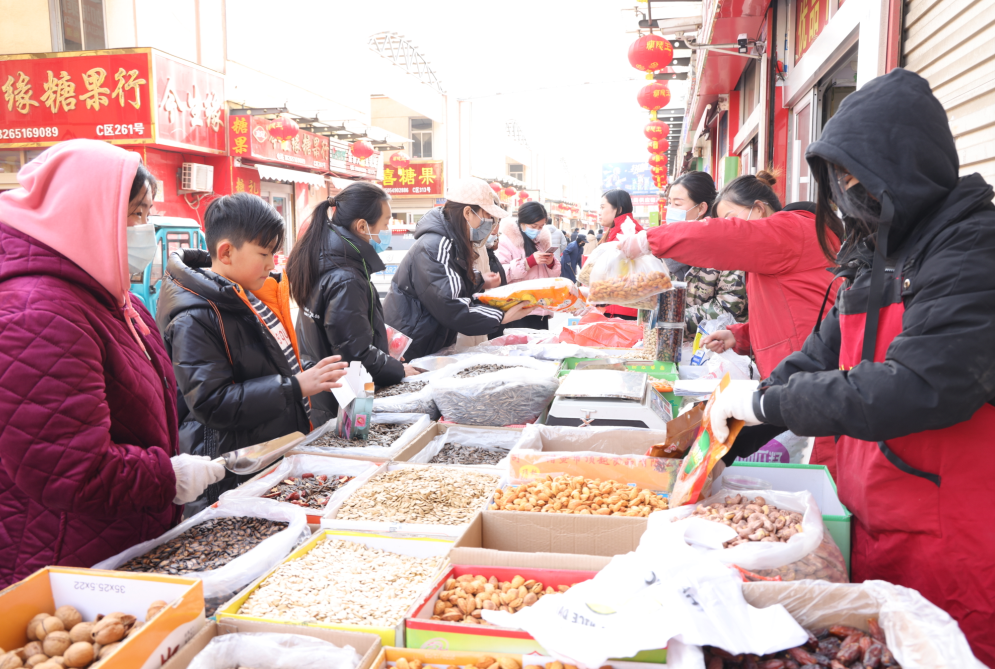 华丰年货一条街牛气十足迎新年