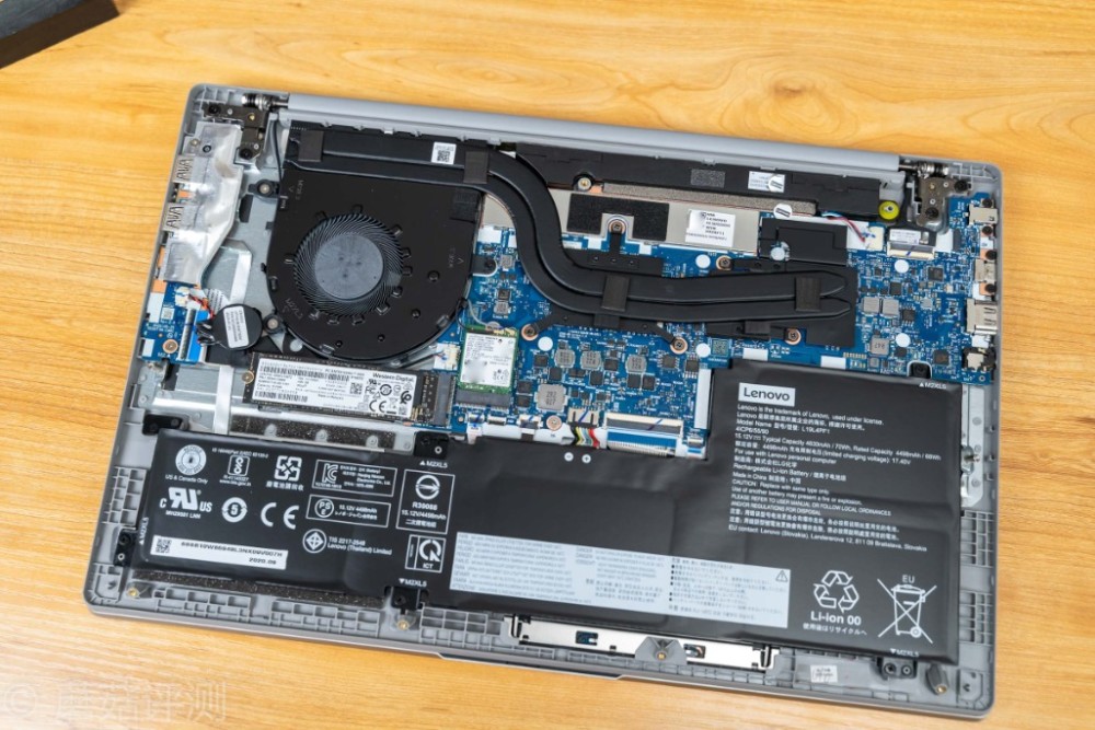 性能强劲,散热给力,细节体验更优,联想小新15轻薄本 深度拆解评测