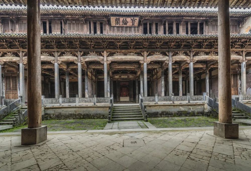 在呈坎,逛燕翼堂,五房厅,宝纶阁,在祖宅,民居,祠堂中了解明代建筑的