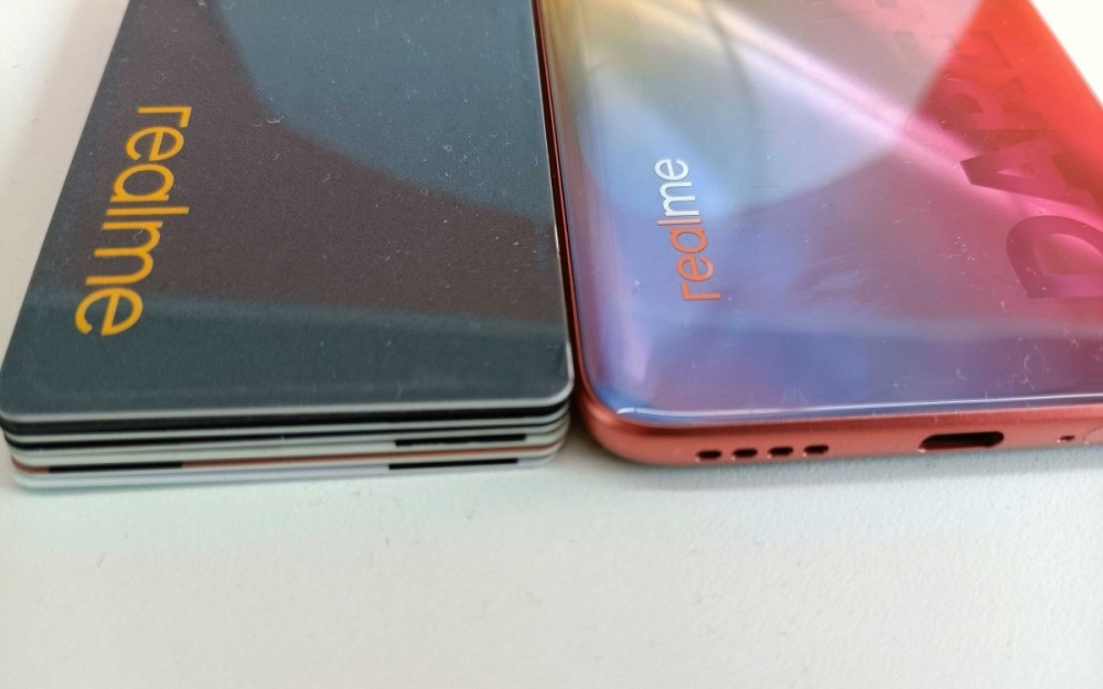 realmex9曝光采用类似x7的c位色