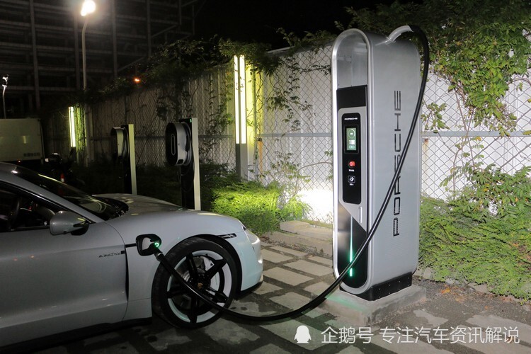 保时捷taycan4s电动版车型试驾结果如何了解一下