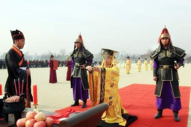 因为,朱元璋很得意这个结果,所以,每年都会举行声势浩大的祭天大典