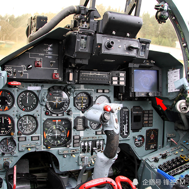 上世纪70年代就有触摸屏战斗机玻璃化座舱为何很少采用触摸屏
