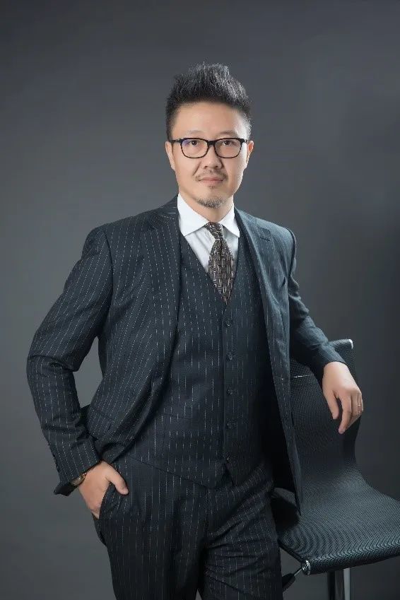 保险大咖秀吴征宇为什么有的人年入百万依然没有安全感