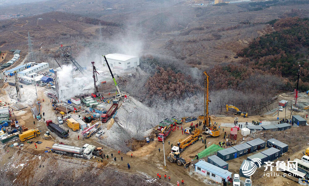 影像力直击栖霞金矿事故救援新的生命救援通道10号钻孔开钻