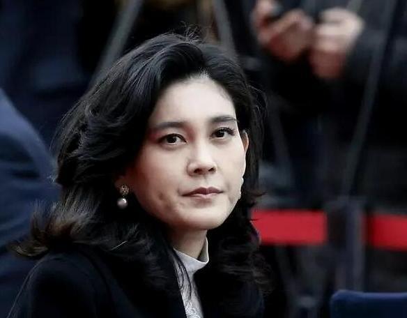 三星长公主李富真:下嫁保安是步错棋么?从长远来看,倒也未必