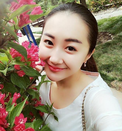 漂亮的王雪为何会爱上二婚宋小宝还甘愿为他生下一对龙凤胎