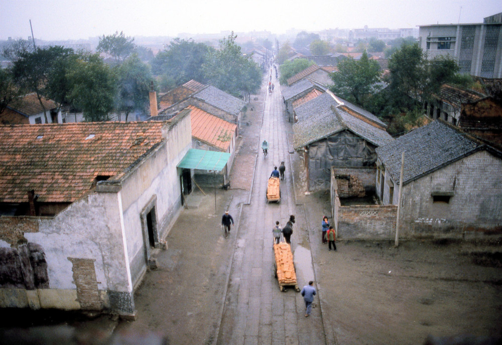 老照片:1986年的湖北荆州,一座曾经造就了三国历史的古城_腾讯新闻