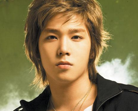 金起范首谈退出sj原因未受排挤同样有演员梦的韩庚待遇却不同