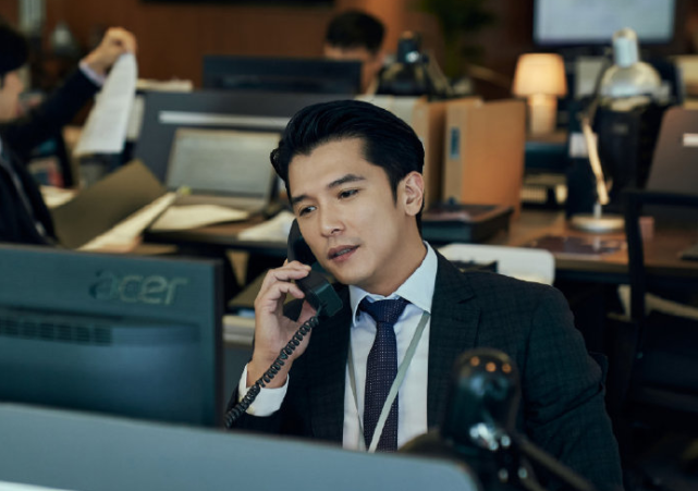 林心如新剧出动半个演艺圈,大谈差15岁姐弟恋,男一号邱泽帅出新高度