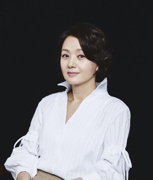 名品演员裴宗玉:与金相中被传成夫妻,结婚2年便闪离26年未再婚_腾讯