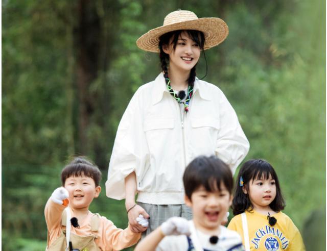 不如张翰胡彦斌有名的张恒轻松掀翻郑爽的人设皆因她根基不稳