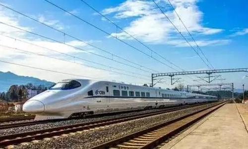 2021年百色有多少人口_百色右江区有多少个镇(2)
