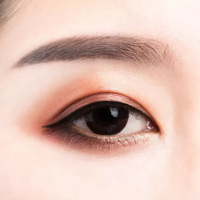 新手化妆太难掌握这些基本步骤