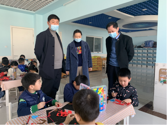 市教育局领导到临沂第二实验幼儿园检查疫情防控和幼儿园安全工作