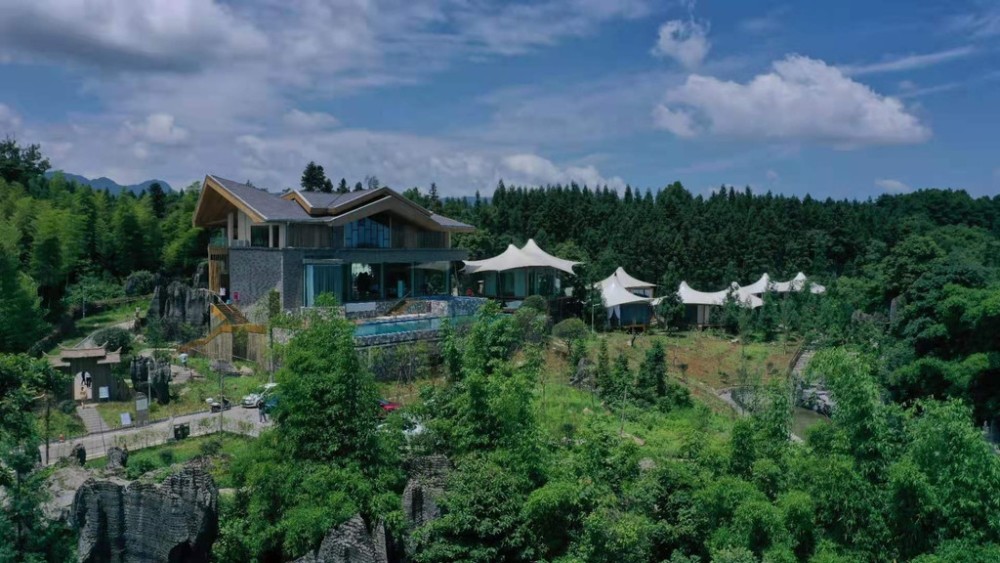 记者从宜宾市文化广播电视和旅游局获悉,该市长宁县佛来山,高县大雁岭