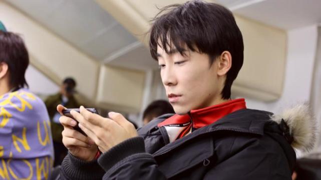 ag憾负hero汤汤赛前嘲讽无畏橘右京结果啪啪打脸