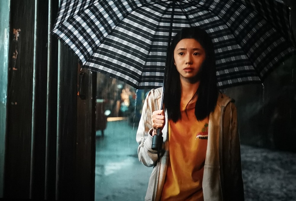 《送你一朵小红花》三位父亲,三种人生,告诉你什么是父爱如山_腾讯