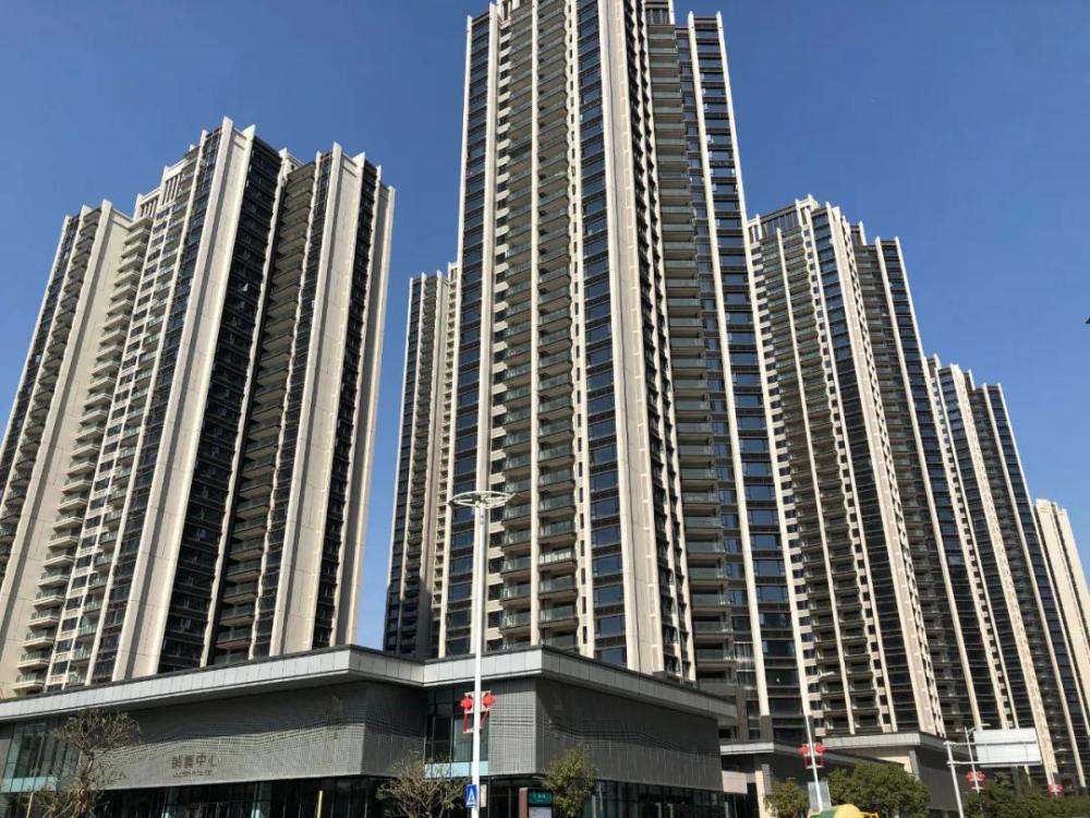 五洲花城二手敢挂7万/平!