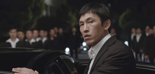 黑帮大佬坐牢17年,出狱后清理门户血洗所有叛徒,韩国黑帮猛片_腾讯