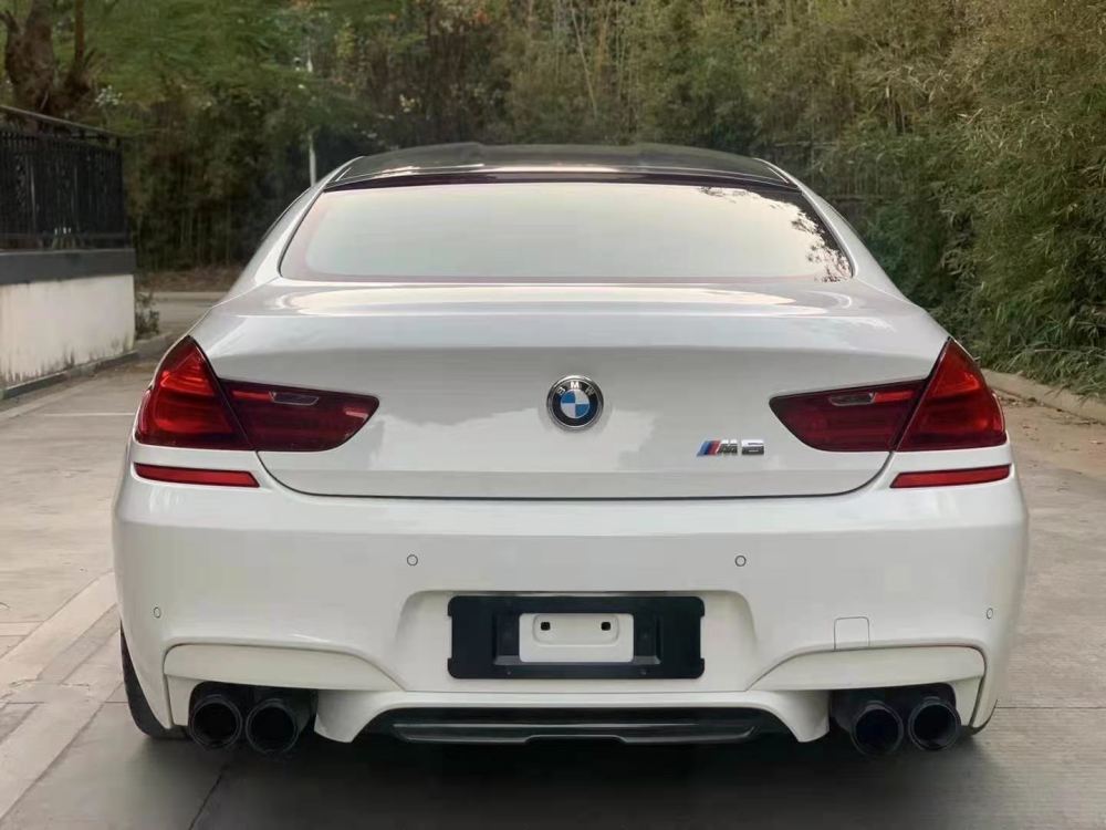 2015款宝马m6售价34万,其卓越的性能,展现出不凡的气息