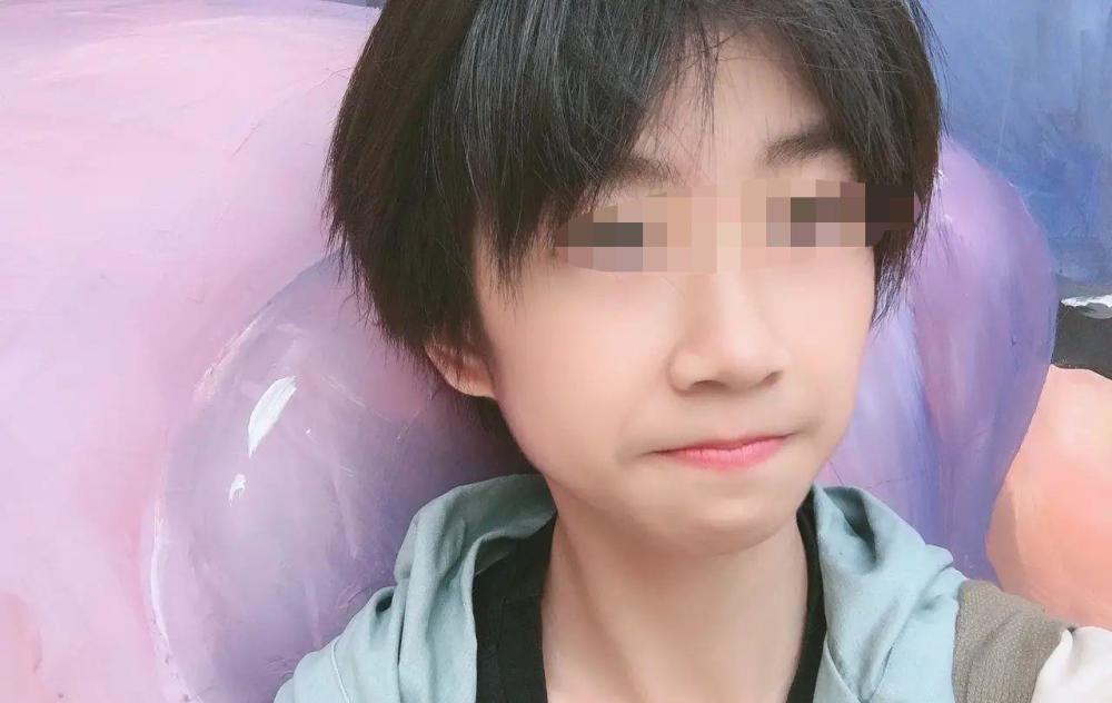 老师:你女儿死了和我有啥关系?13岁抑郁症女孩自杀,父亲不接受