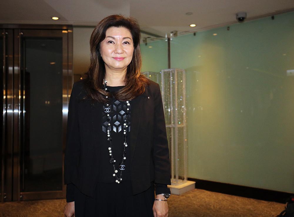 大仇得报曾志伟荣耀回归tvb担任副总经理余咏珊权力被架空