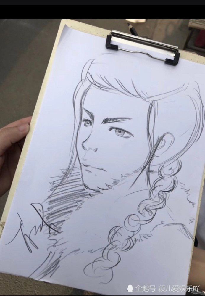 肖战自画像进化史!确认过眼神,确定是同一个人?