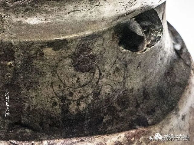 選ぶなら 仮面□中国古代祭祀土坑出土 古青銅人顔面 発掘品 お面 桐