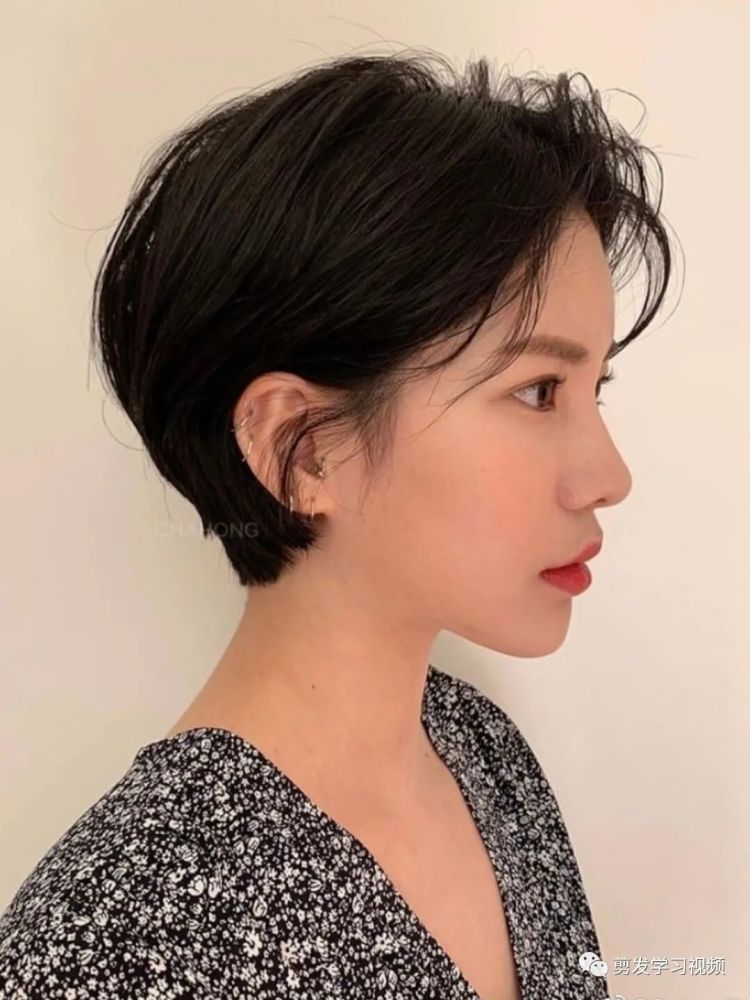 2021巨火网红超a超短发定型烫