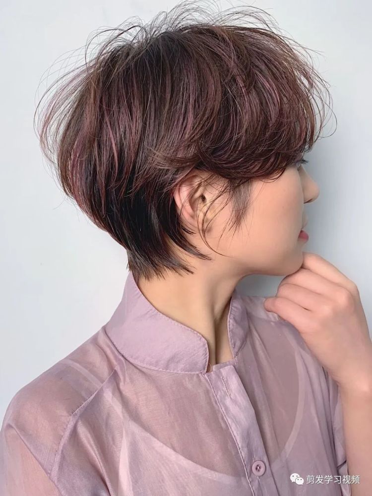 2021巨火网红超a超短发定型烫