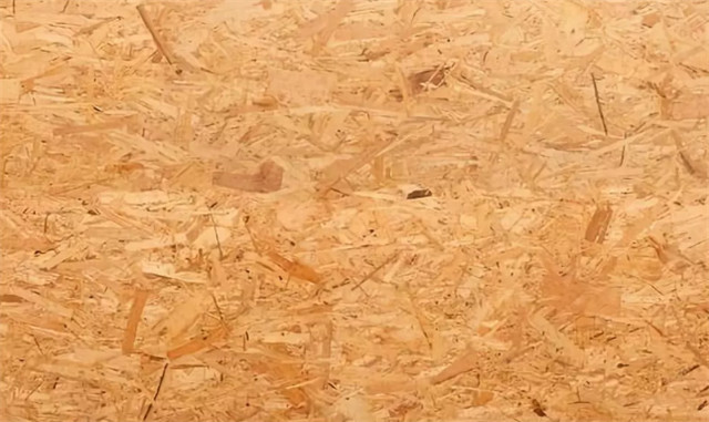 秸秆板主要是以玉米秸秆,麦桔秆,棉花秸秆,稻草秸秆等各种秸秆为原料